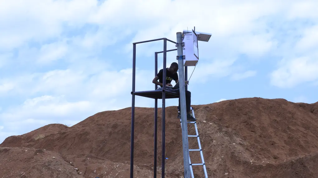 camera box mounted